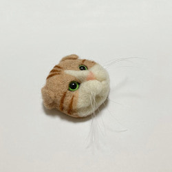 羊毛フェルト 猫ブローチ スコティッシュフォールド 3枚目の画像
