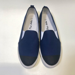 ◆商品減價1,000日圓・26.5cm◆ 輕量套穿鞋（海軍藍×橡膠黑） 第2張的照片