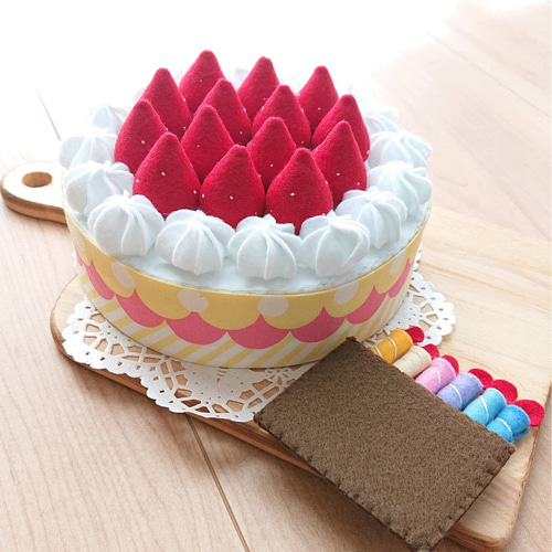 フェルトケーキ (帯柄黄色)ハーフバースデーケーキ フェルトケーキ (帯柄黄色)ハーフバースデーケーキ