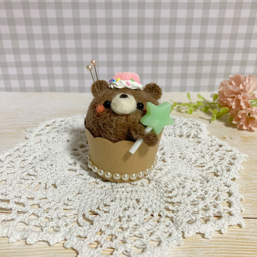 ♡羊毛フェルトのカップケーキ くまちゃん♡ホイップクリームのせ メモ