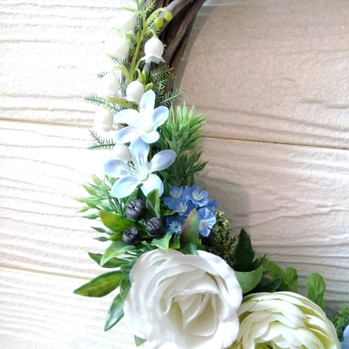 大きめ バラ と デルフィニウム のブルーホワイト リース プリンセス  