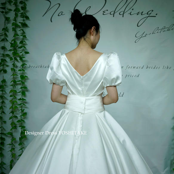 ウエディングドレス・サテンプリンセスドレス・袖付き・パニエ付・フォトウエディング 7枚目の画像