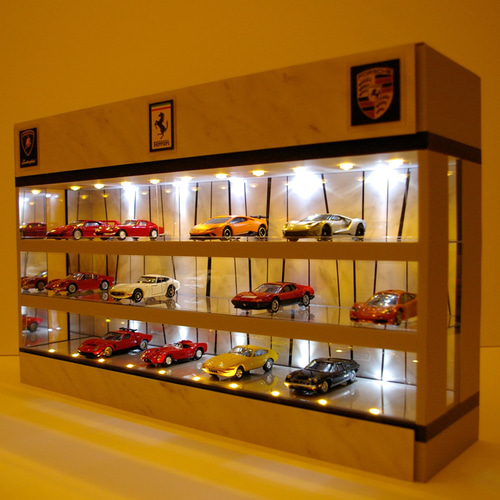 1/64展示30台可・3層式 白大理石・ディスプレーBOX / LED30灯 