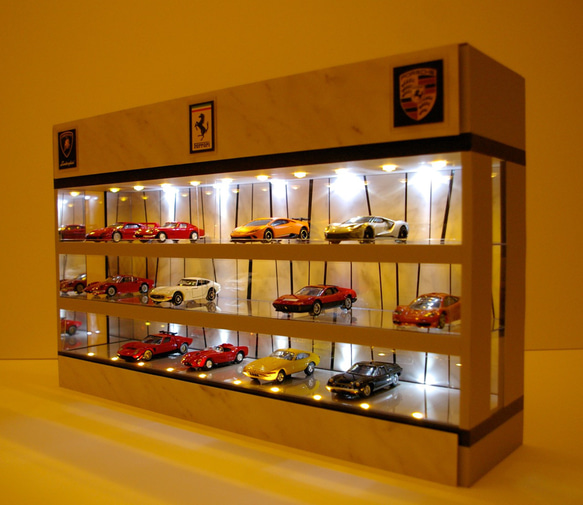 1/64展示30台可・3層式 白大理石・ディスプレーBOX / ネオジオラマ