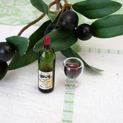 ドールハウス　フランスミニチュア　ワイン、グラスセット 3枚目の画像