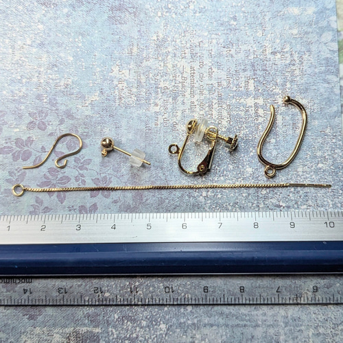 幻想的な極上シラー 上質 ブルーラブラドライト25mm大きなロングペア