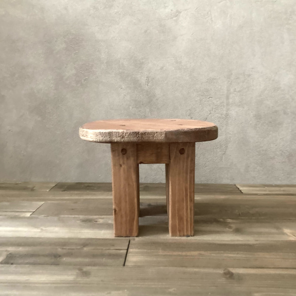 【オーダー専用】小さい椅子 木製 アンティーク風　イス　シャビー　北欧　オットマン　観葉植物置き　ミニテーブル　ブラウン 8枚目の画像