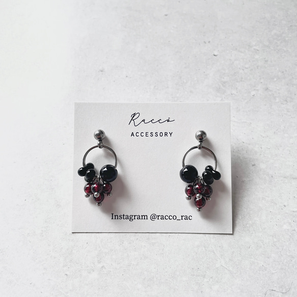 ◯＋plenty pierce  (ガーネット×オニキス) ステンレスピアス ノンホールピアス変更可 2枚目の画像