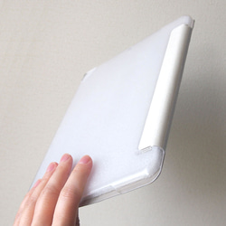 手帳型iPadケース【シロクロ招き猫】三折りスタンド機能付プラケースタイプ 3枚目の画像