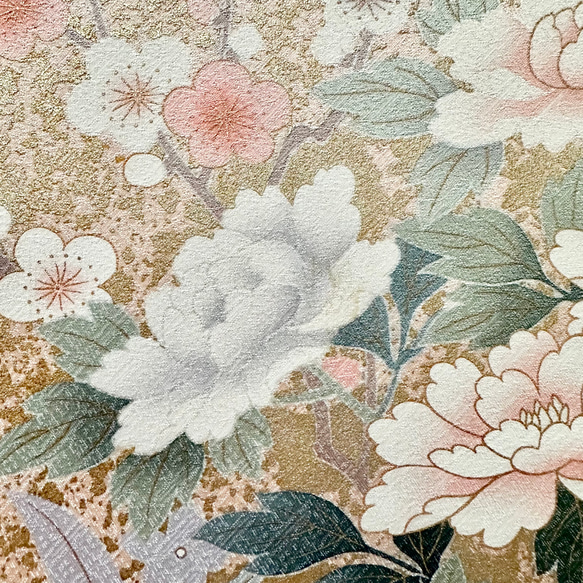 着物のファブリックパネル　美しい朱色に咲く花々（３枚セット）着物リメイク　インテリア　古民家　ひなまつり　壁飾り　日本 13枚目の画像