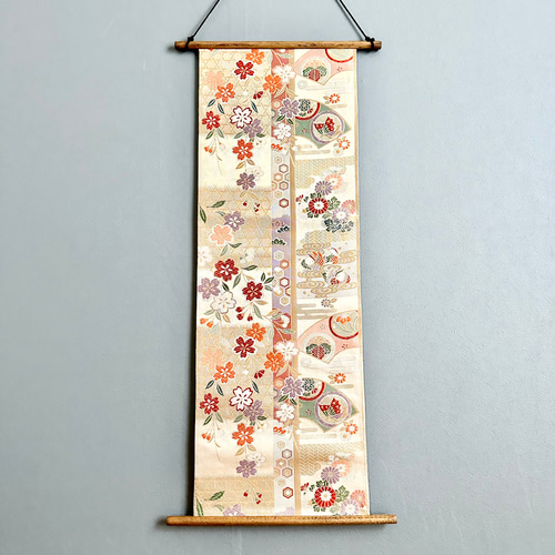 Kimono tapestry 夏帯のタペストリー 涼しげな漆黒に紅葉 着物
