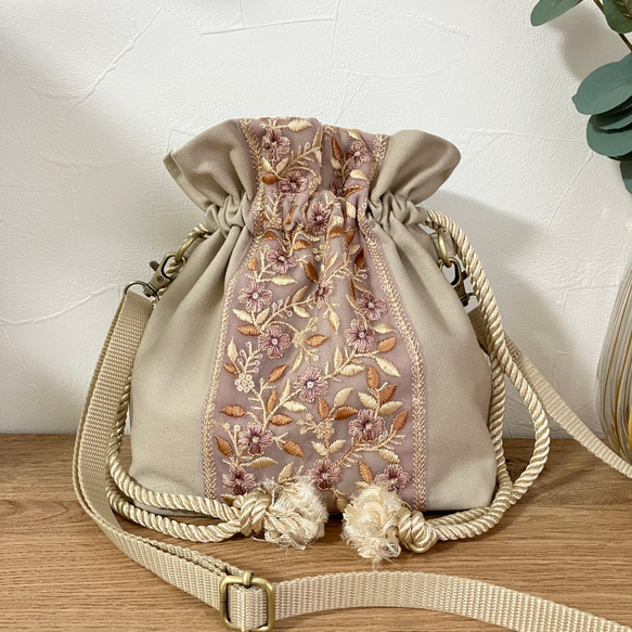 インド刺繍リボン＊巾着ショルダーバッグ ショルダーバッグ 肩掛け