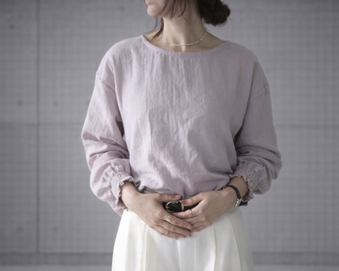 ふわふわ厚みが2倍！厚手ダブルガーゼブラウス／シャーリング袖のシンプルなブラウス／ふっくらダブルガーゼ／ドーンピンク