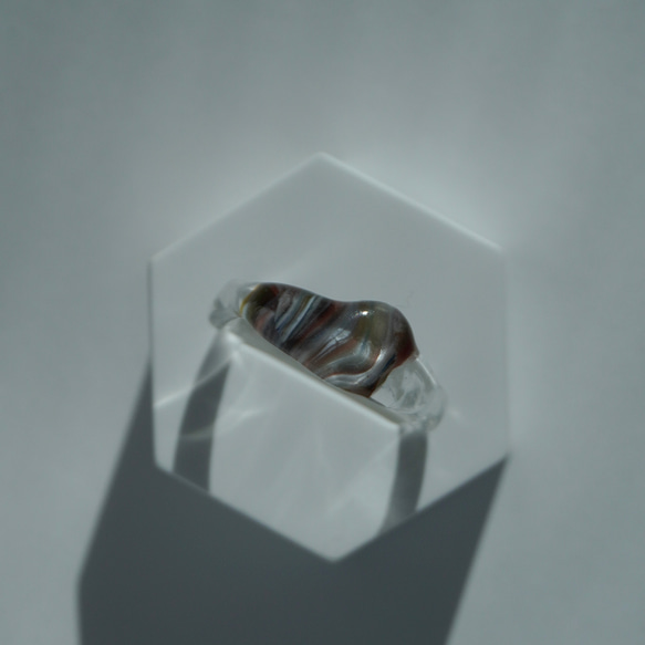 宝石　宝石風　石　ストーン　地層風　地層　ニュアンス　リング　ガラスリング　指輪 4枚目の画像