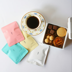 〘送料無料/春限定〙ヴィーガンのクッキー缶とオーガニックコーヒーのセット 2枚目の画像