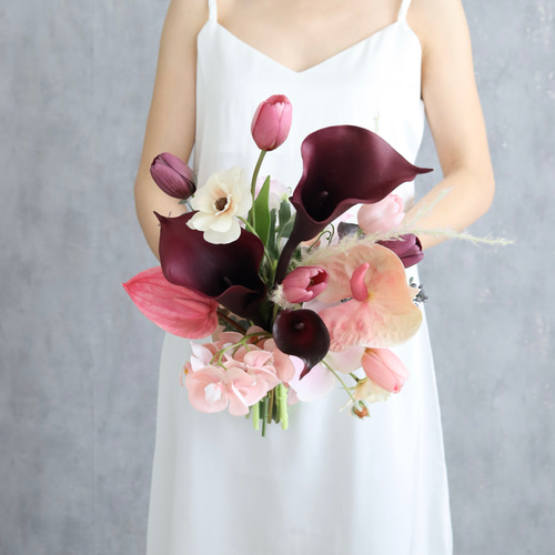 カラーとチューリップのボルドーピンクブーケ＆ブートニア 造花ブーケ