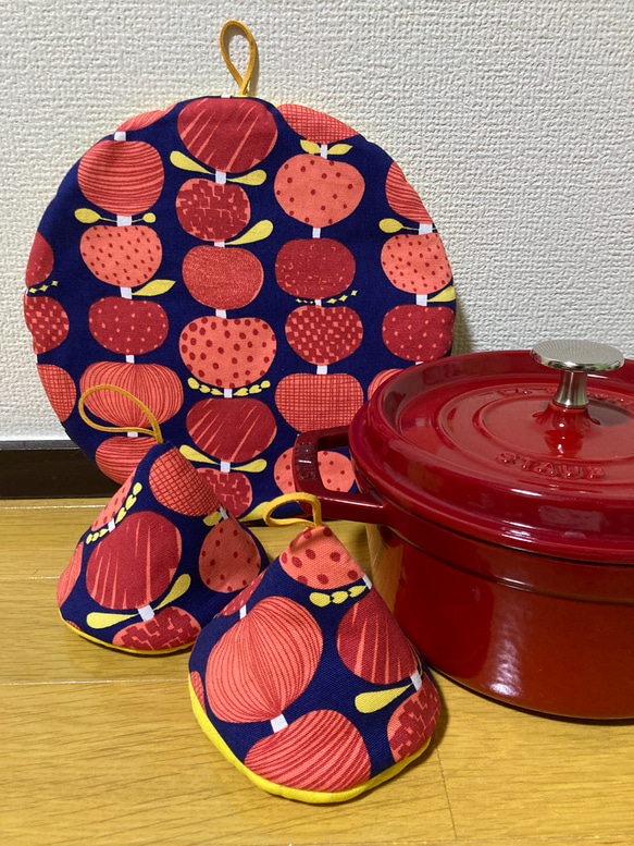 プロフ必】スノーフレーク マーガレット ストウブ 鍋つかみ 鍋敷き