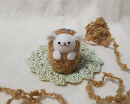 ✿羊毛フェルト✿ラフランス✿ひつじさん✿soda✿ ✿羊毛フェルト✿