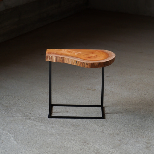 欅の無垢材 サイドテーブル ローテーブル・リビングテーブル 徳田