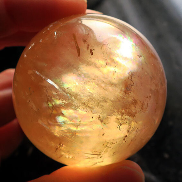 ゴールデンカルサイト スフィア（丸玉）a Golden Calcite Sphere 2枚目の画像