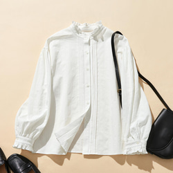 優雅的襯衫，擴大了服裝範圍 棉麻提花長袖襯衫 白色 24A05-1 第1張的照片