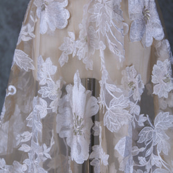 送料無料！オーバードレス シャンパン色 魅惑の花レース 結婚式 ノースリーブ トレーン 6枚目の画像
