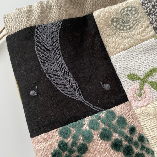 【1546】パッチワークのあおりポケット巾着バッグ＊ミナペルホネン 1546】パッチワークのあおりポケット巾着バッグ＊ミナペルホネン