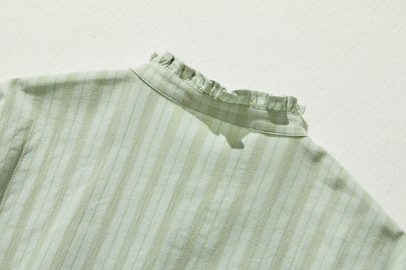 優雅襯衫，拓展穿搭範圍 棉麻提花長袖襯衫 淺綠色 24A05-3 第8張的照片