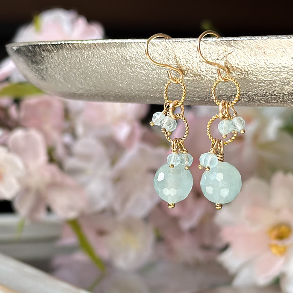 14kgf*ミルキーアクアマリンのボンボンピアス／イヤリング*天然石