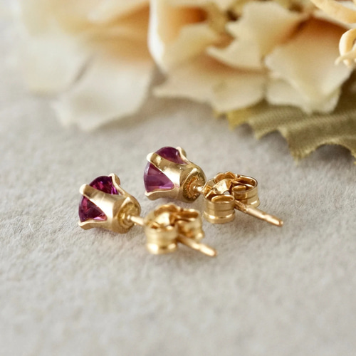 グレープガーネット1ct K18 ピアス K18 grape garnet earrings