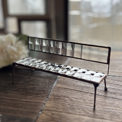 ステンドグラスのベンチ アクセサリースタンド ピアス（フープ） sunny