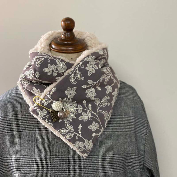 ミニマフラー インド刺繍レースxファー 飾りピン付き マフラー 