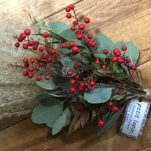 特価】ナンテン ユーカリ ススキ スワッグ 37cm ＊ ドライフラワー