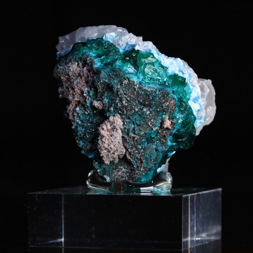 ダイオプテーズ 水晶 共生 鉱物 標本 原石 Amazon.co.jp: ダイオプテーズ 水晶 A1 共生 鉱物 標本 原石