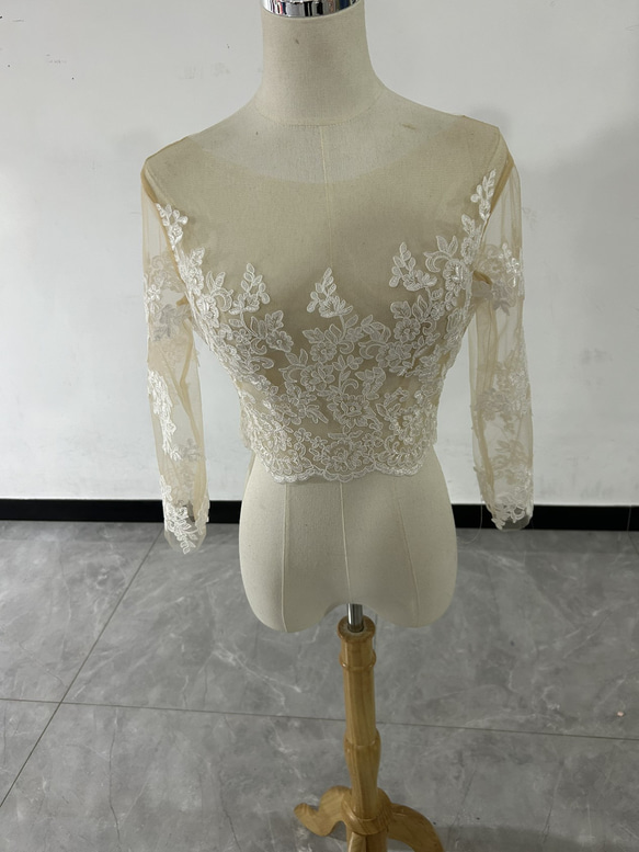 美容產品！婚紗波萊羅式優雅花朵蕾絲長袖上衣/新娘 第1張的照片