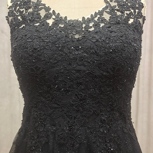 エレガントな編み上げ キラキラレース Aライン ウェディング ドレス  