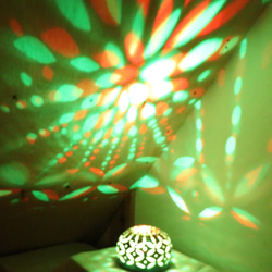 電池式LED陶器ランプシェード『手毬・七宝』（Lt-01）は通販やす波窯の手作り照明です 6枚目の画像