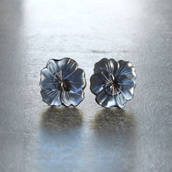 【11月下旬〜12月再販予定】大きなパンジーのヴィンテージガラスピアス/イヤリング［ネイビー］　pag048 14枚目の画像