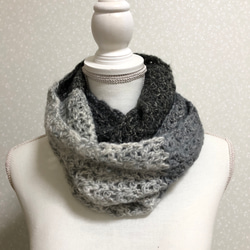 スヌード三色使い スヌード happyriver 通販 8673400｜Creema(クリーマ