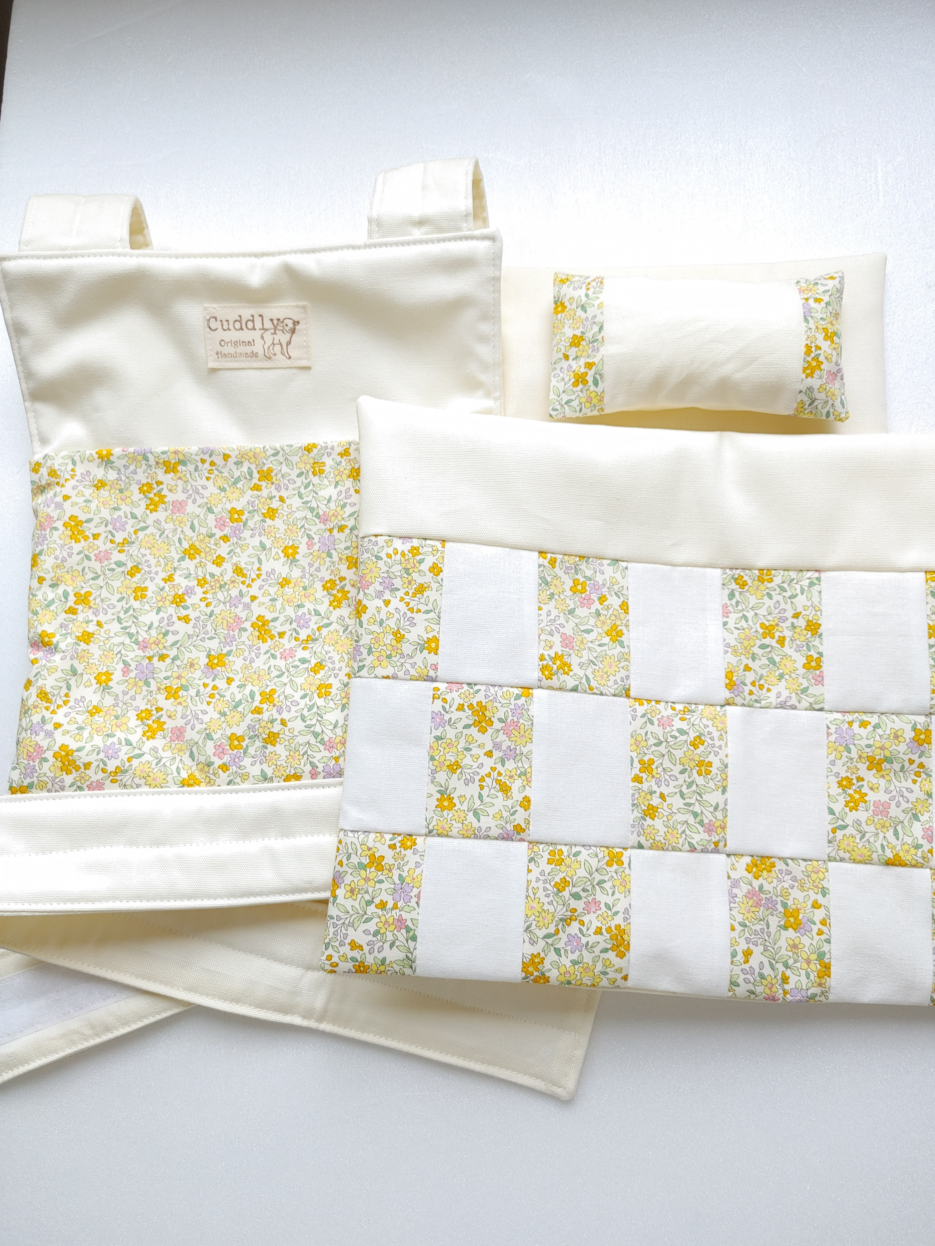 ドールキャリア❤︎ハンドメイド パープル いちご&小花柄の通販 by I'z