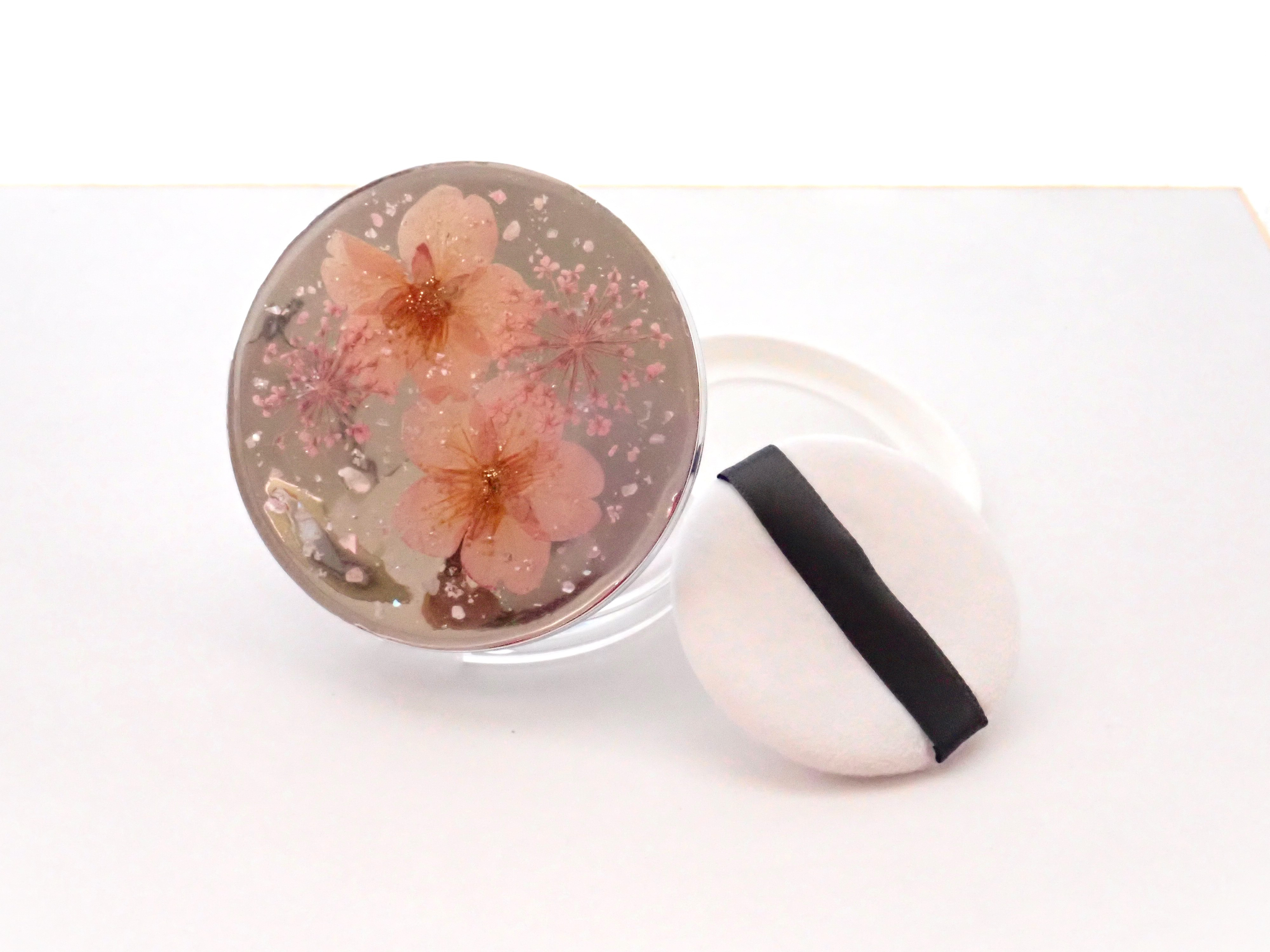 ミモザの小花達❤️パール雫チャーム付きお花のヘアクリップ❤️ 本店｜