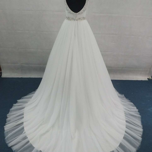 クラシカルエレガンス ビジュー装飾ベルト付き チュール Aライン  