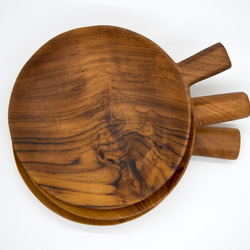 世界三大銘木 チーク無垢材　ハンドル付きプレート　丸Sサイズ　木製食器　取り皿　小皿　丸皿　豆皿 4枚目の画像