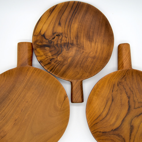 世界三大銘木 チーク無垢材 ハンドル付きプレート 丸Mサイズ 木製食器