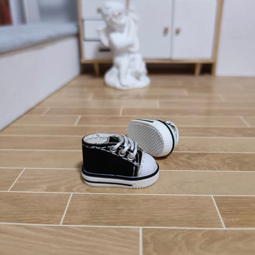 スニーカー for オビツ11 | Ochibits' Miniatures