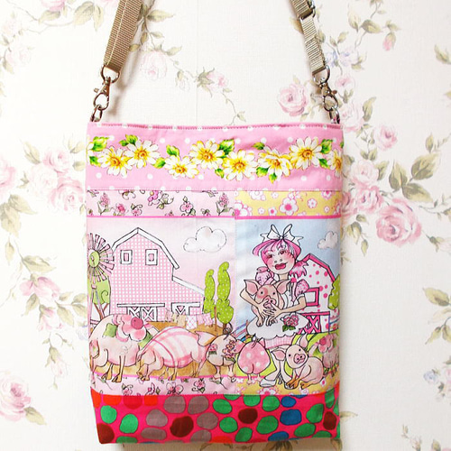 サコッシュ ロラライハリス 牧場ガール 鶏 豚ちゃん パッチワーク