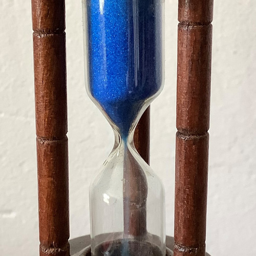 アンティークの砂時計 7e129c9766bc771411f518031bd80e