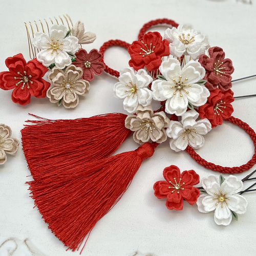 つまみ細工 桜の髪飾り組紐タッセルリボンset オフホワイト ベージュ
