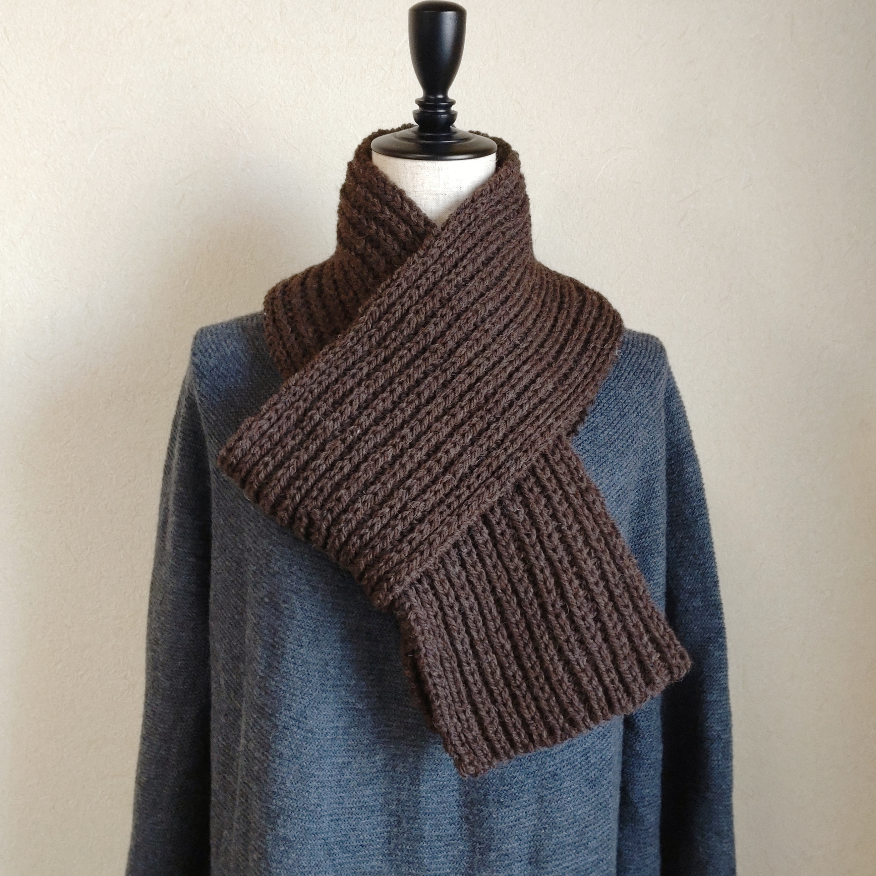 【25%OFF】ブリオッシュ編みのマフラー　ブラウン