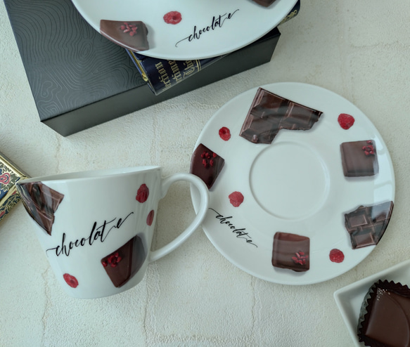 リアルなチョコレートが可愛い♪カップ＆ソーサー 3枚目の画像